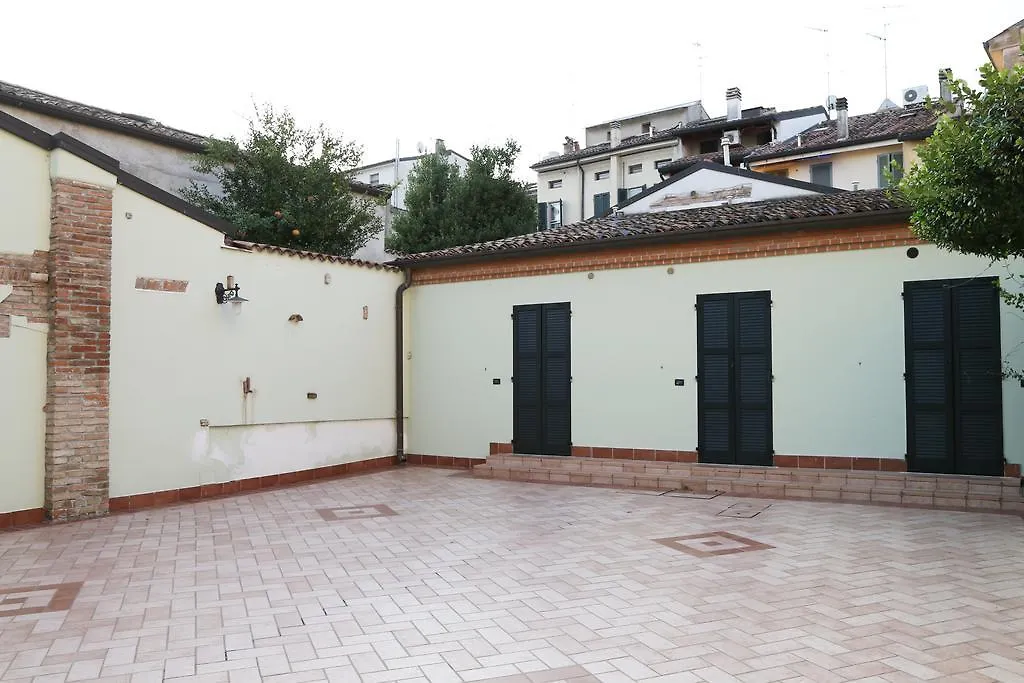 Abbazia Bed & Breakfast Mantova 3*,  Italy
